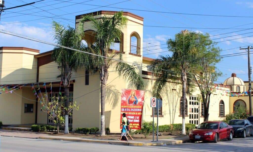 capilla sagrado corazon de jesus cadereyta jimenez