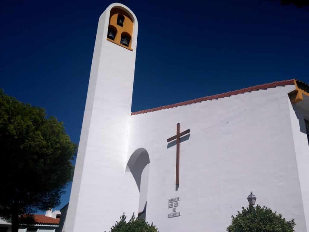 cuasi parroquia exaltacion de la santa cruz leon