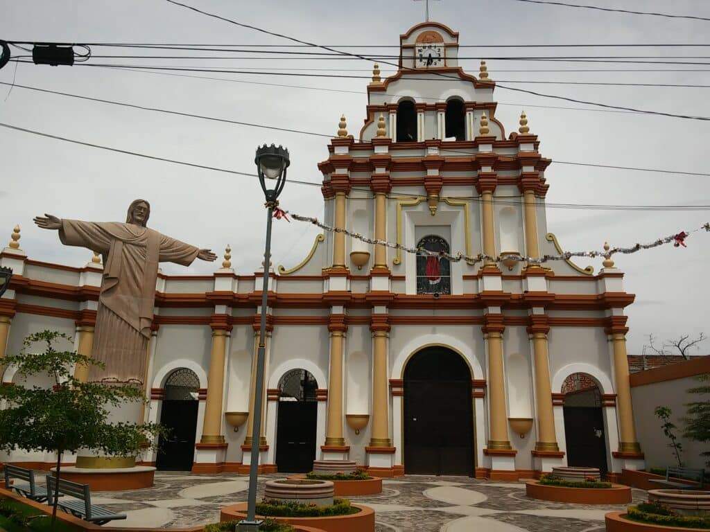 parroquia cristo rey yurecuaro