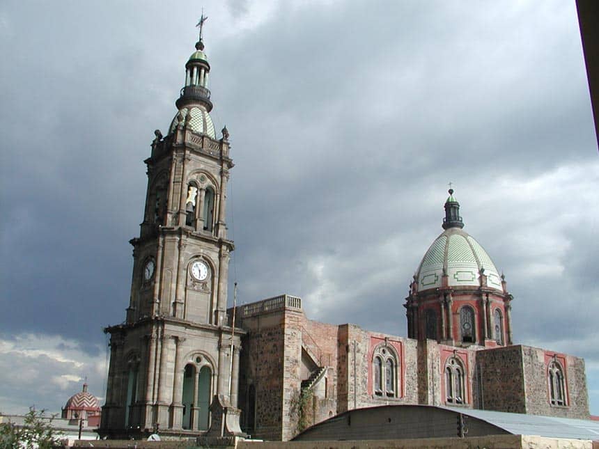 parroquia del hospital valle de santiago