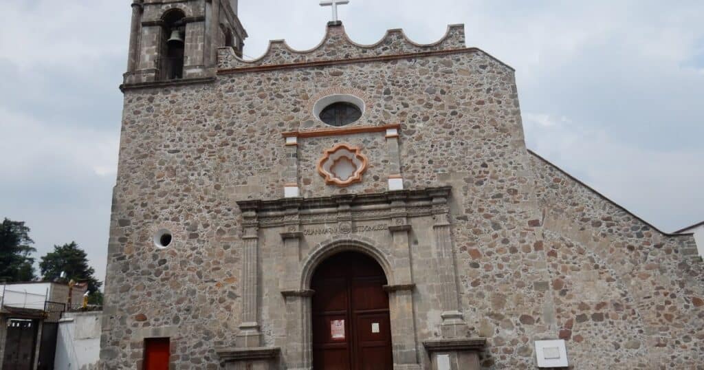 parroquia divino salvador teocaltiche