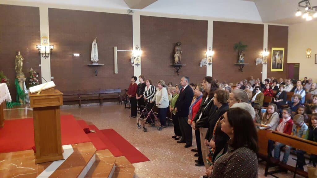parroquia sagrado corazon linares
