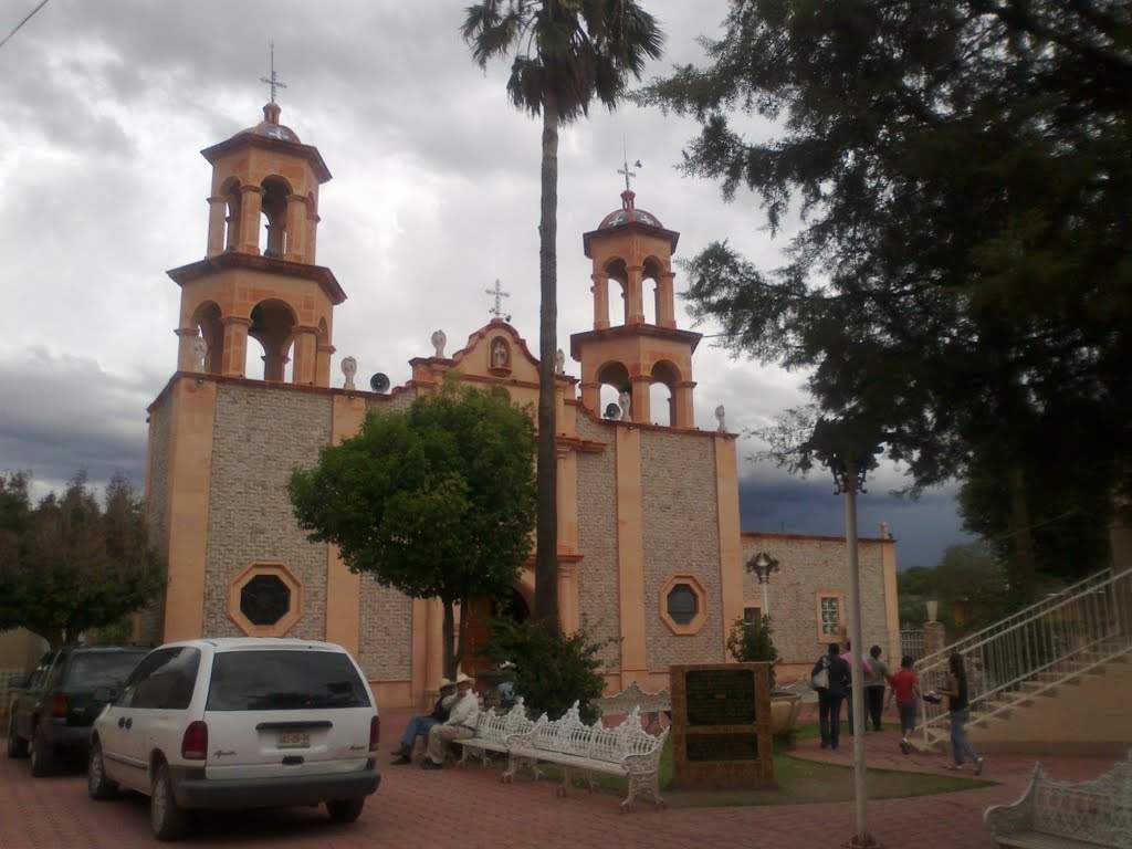 parroquia san atenogenes poanas