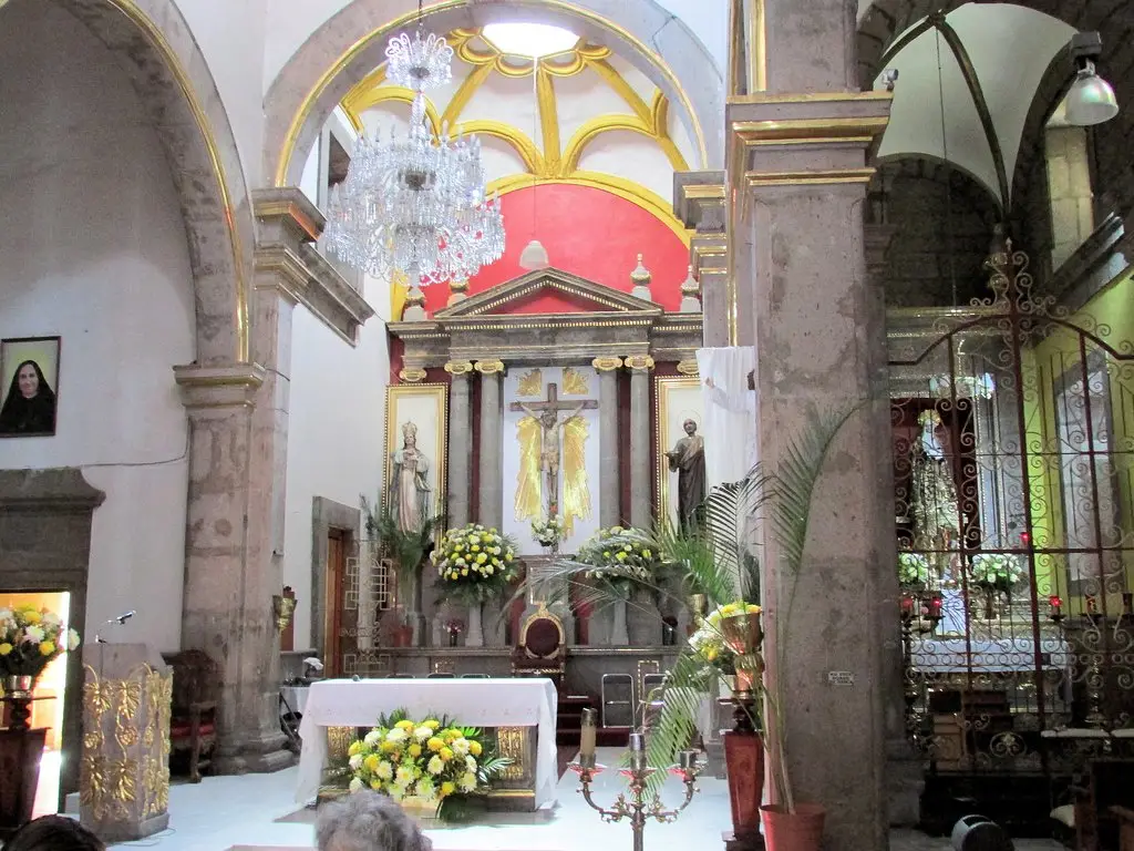 parroquia san pedro apostol zinapecuaro