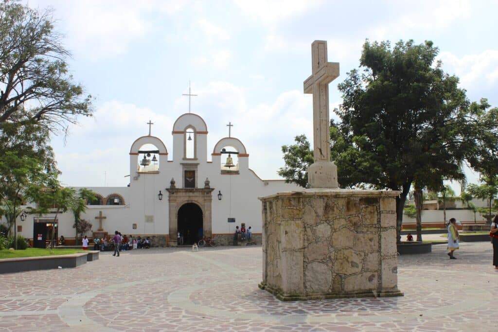 parroquia santa ana zapopan