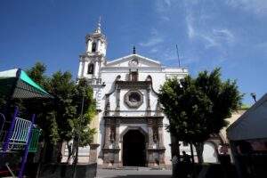 parroquia santa clara de asis juarez