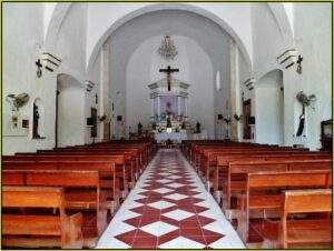 parroquia santa cruz calakmul
