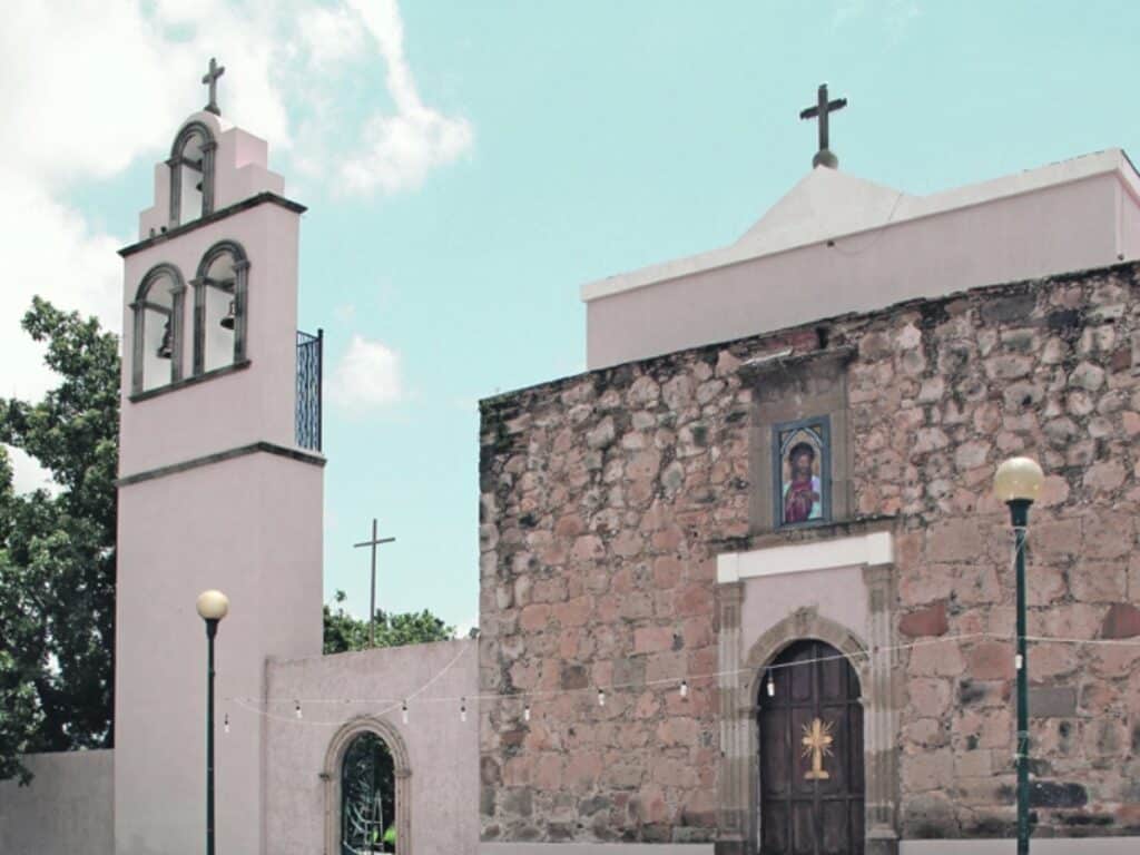 parroquia santa cruz de las huertas tonala