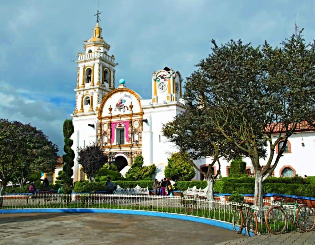 parroquia santiago apostol totutla