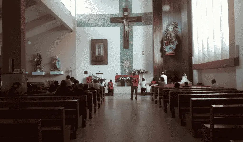 parroquia santisima trinidad uruapan