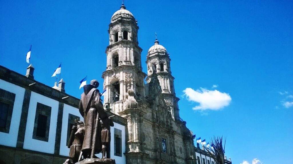 parroquia santos crispin y crispiniano tlaquepaque