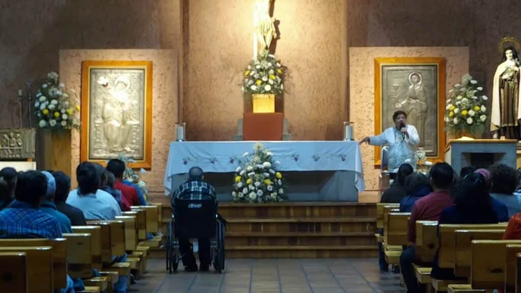 templo de santa teresita del nino jesus leon