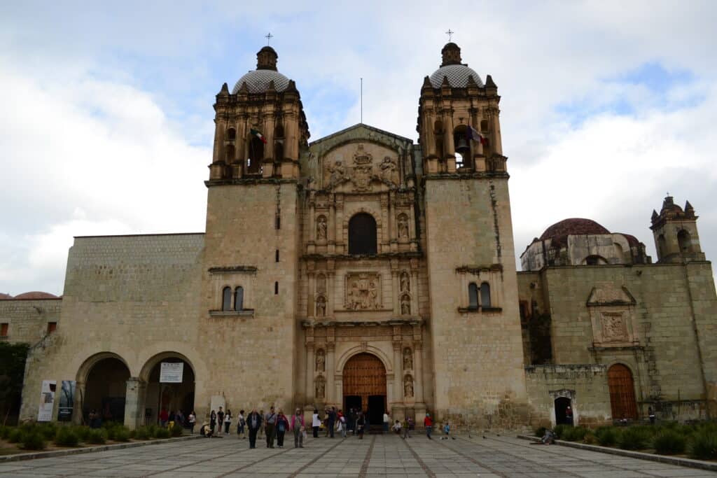 templo santo domingo de guzman oaxaca de juarez